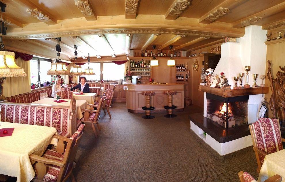 Garni Waltoy Selva di Val Gardena Exterior foto